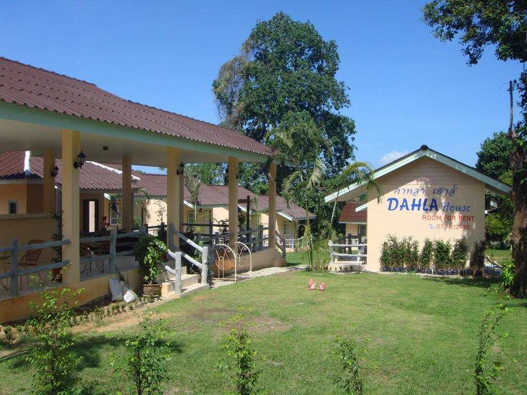 Отель Dahla House Ранонг Экстерьер фото